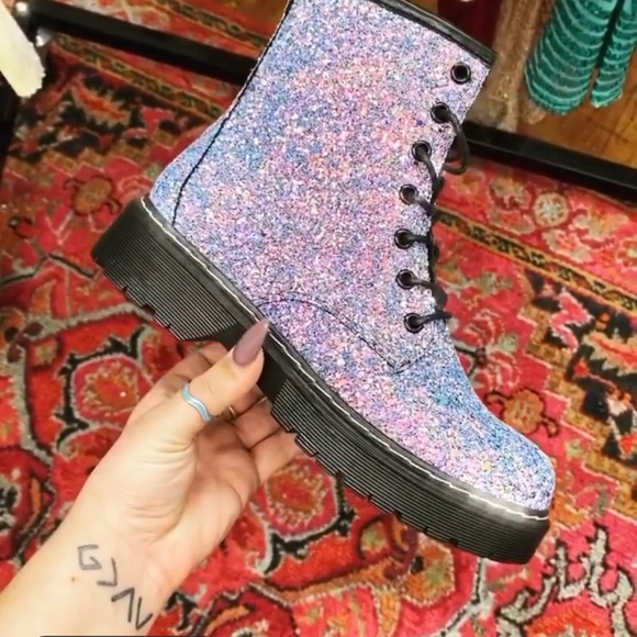 🎀 SOLD 🎀 - Picture 3 of 3